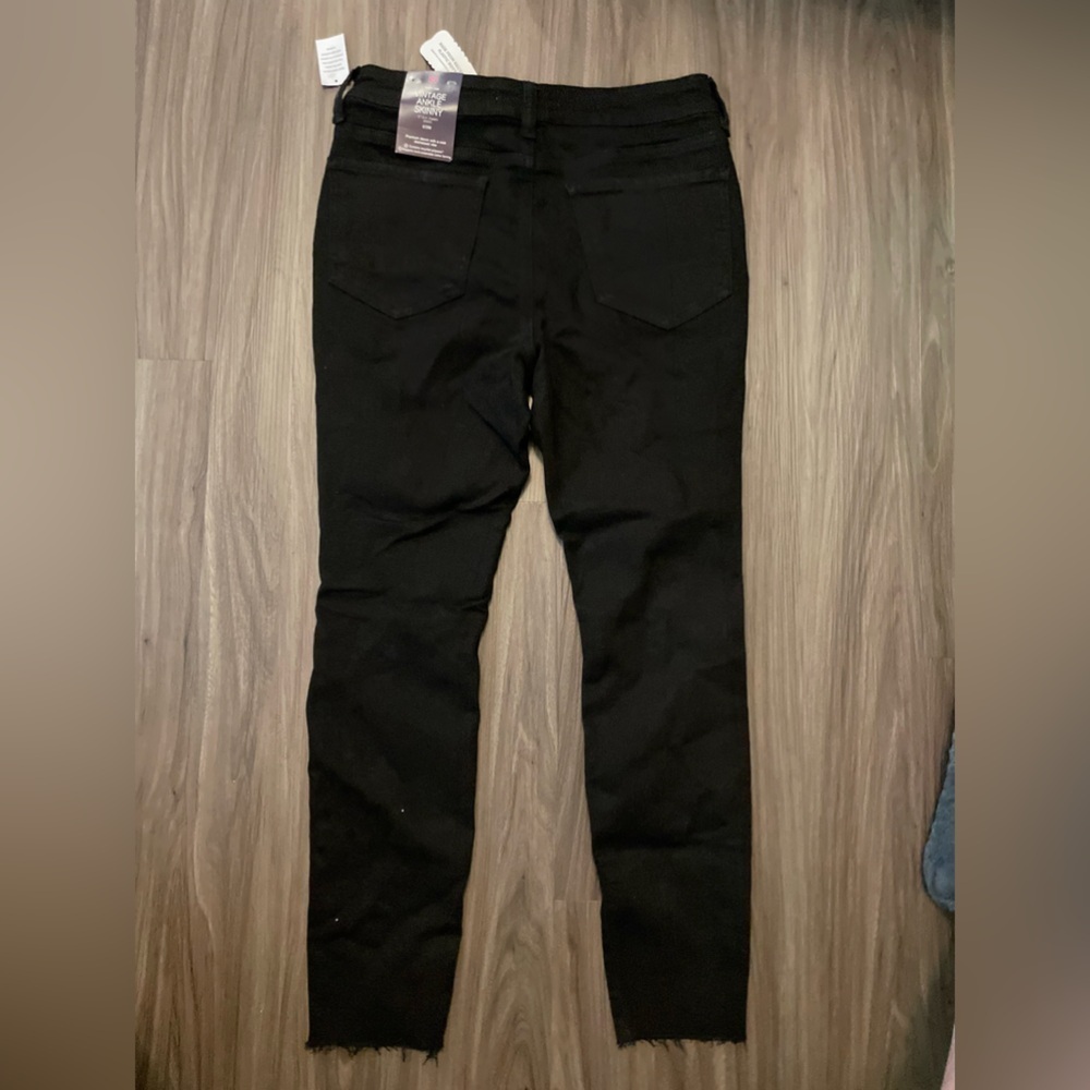 SO Women's High Rise Vintage Ankle Skinny  Distressed Black Jeans size 9 -NWT - Picture 2 of 5
